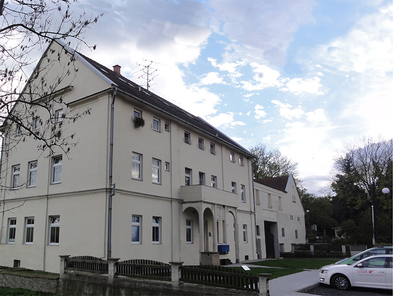 Polerady – instalace 1